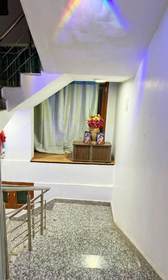 Roseline Inn Srīnagar Exterior foto
